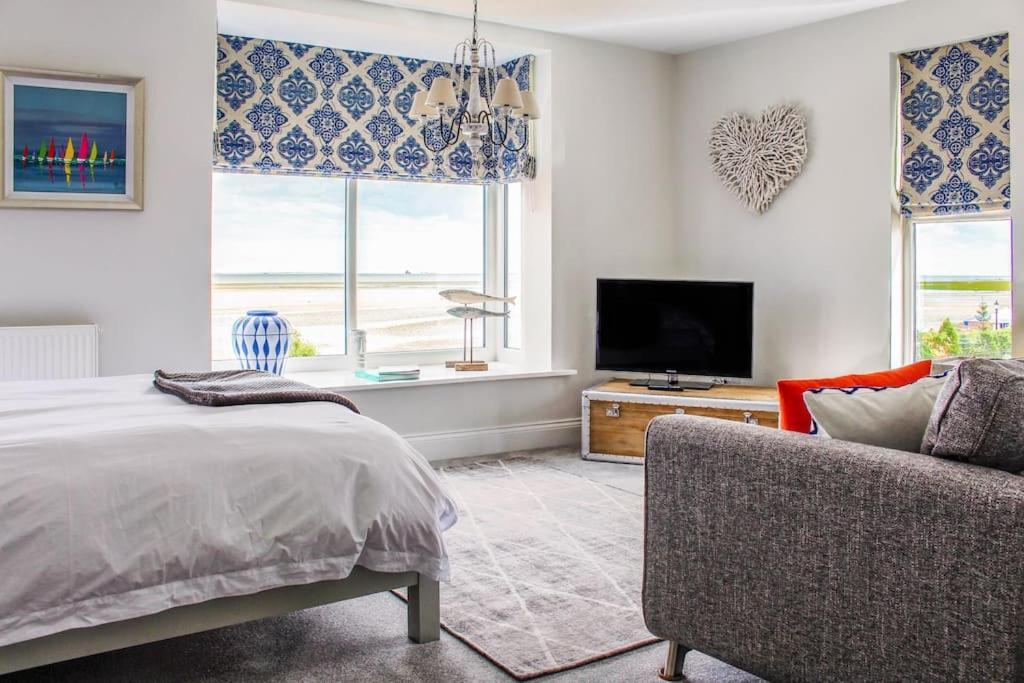 Seafront Apartment With Stunning Views 클리소프스 외부 사진